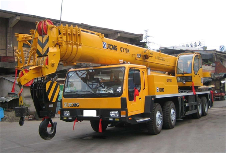 宁城县吊车出租选择重点