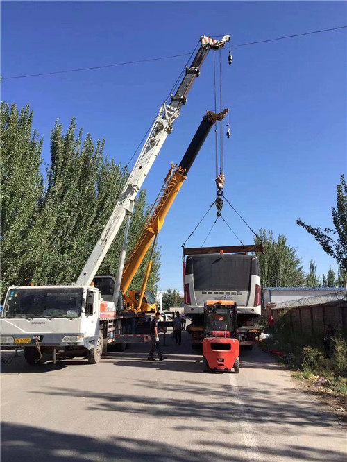 宁城县港口集装箱搬运案例